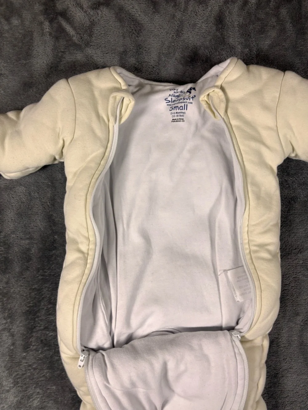 Baby Merlin's Magic Sleepsuit Yellow SMALL (3-6 months) - Picture 4 of 10